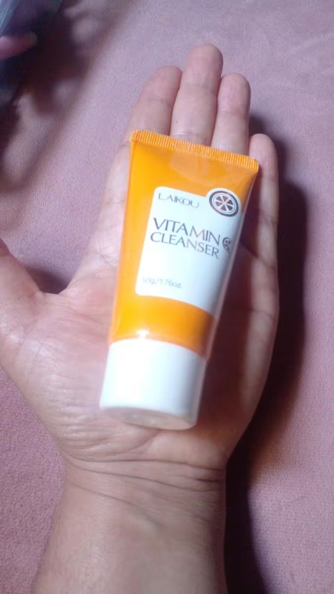 Vitamin C Brightening Foam Cleanser