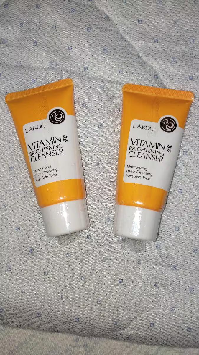 Vitamin C Brightening Foam Cleanser