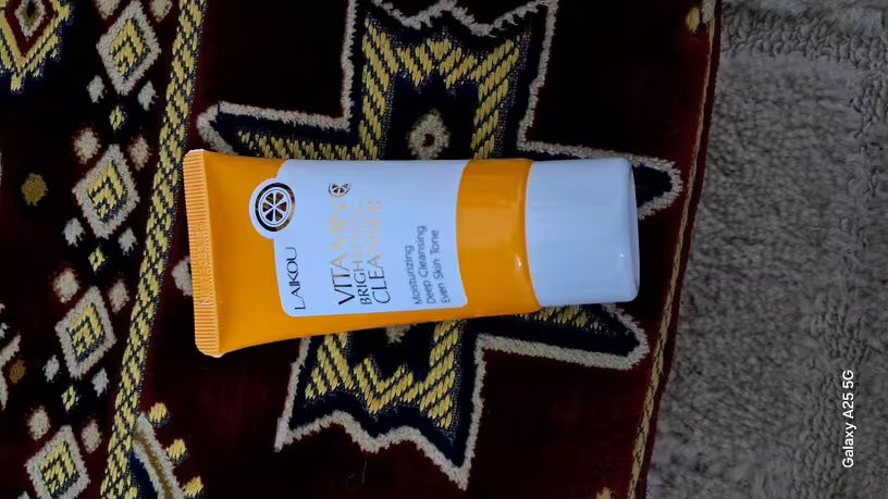 Vitamin C Brightening Foam Cleanser